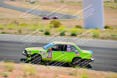 media/May-05-2024-Lucky Dog Racing (Sun) [[8a365fce5b]]/1030am-Turn 3/